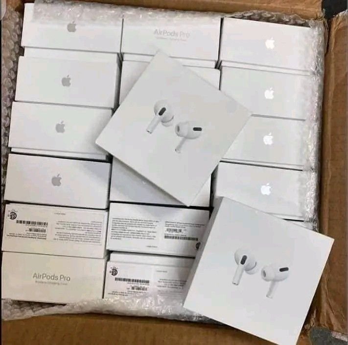 AirPods 2 Pro – Liquidation Pallet - Image 2
